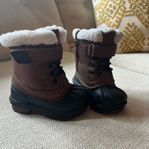 Toddler snow boots size 5